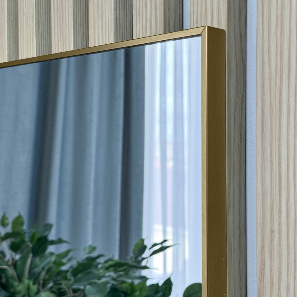 Настенное зеркало PLAZA Настенное зеркало PLAZA